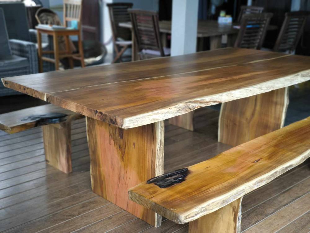 Grande table salon